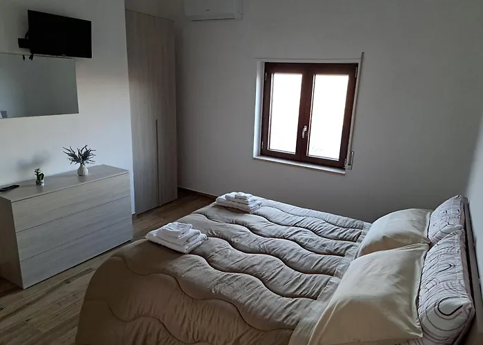 Valle Degli Alburni Nocleg ze śniadaniem *